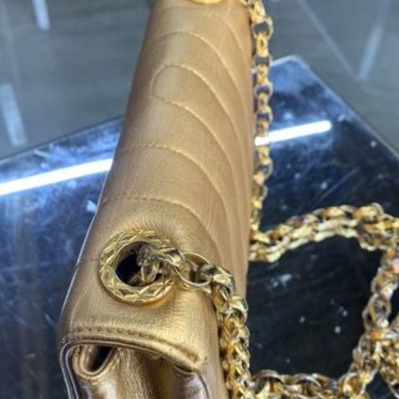 Chanel Vintage 90's Metallic Lambskin Mini Quilted Flap Gold Cross Body Bag - Picture 4 of 7